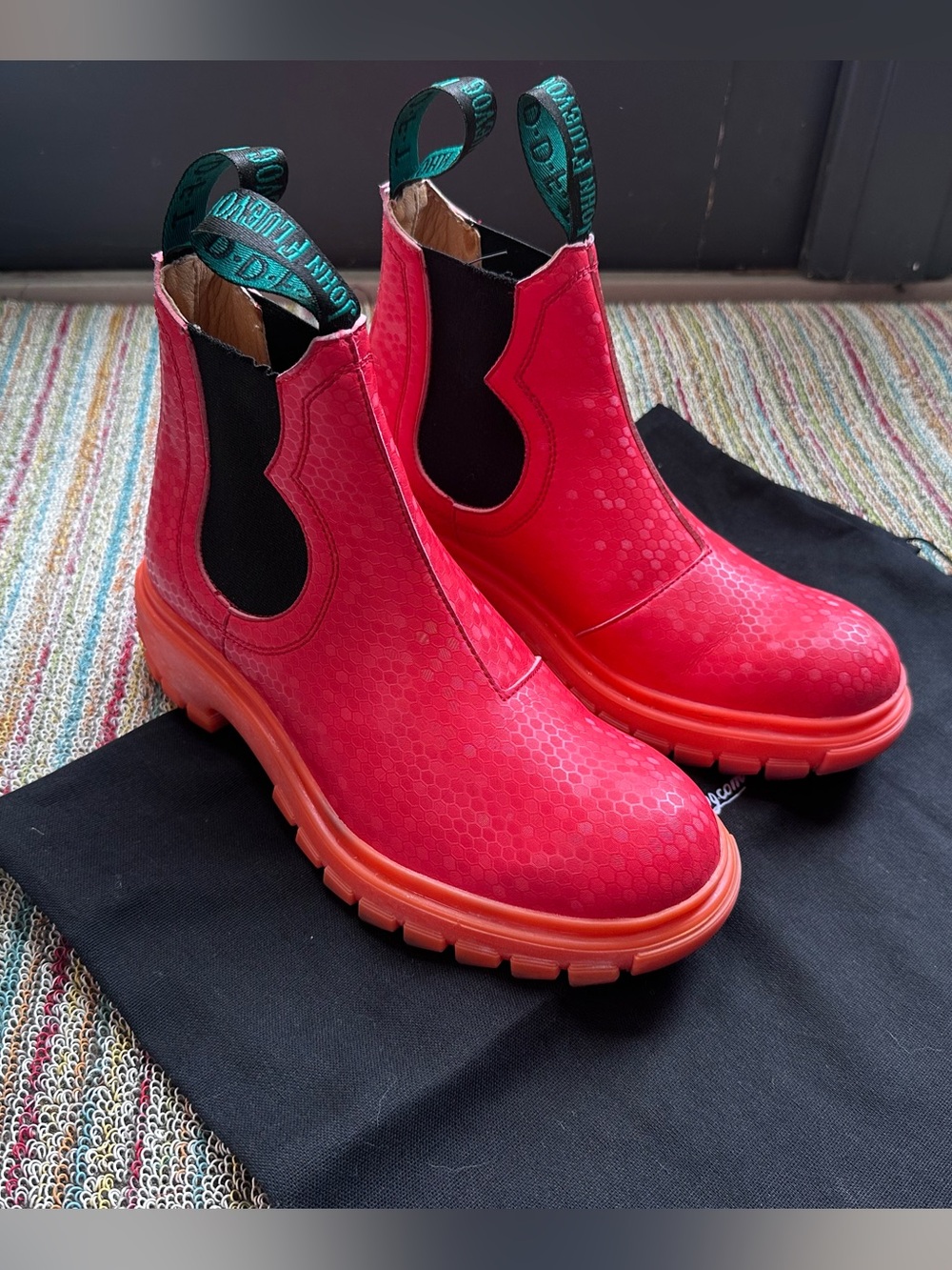 Fluevog EXCELLENT Official Jeudi pink rubberized vegan leather Chelsea boot -7 - Picture 2 of 16